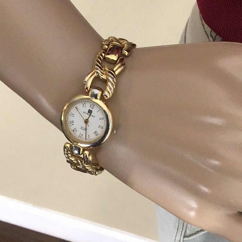 Givenchy Watch - Picture 2 of 7